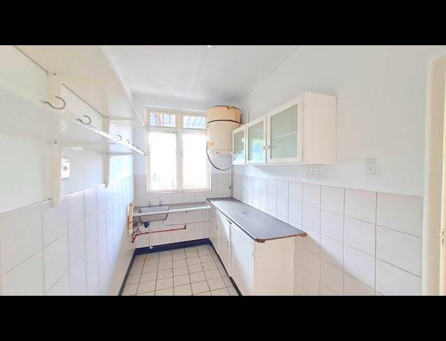 1 BEDROOM PROPERTY TO RENT IN SEA VIEW